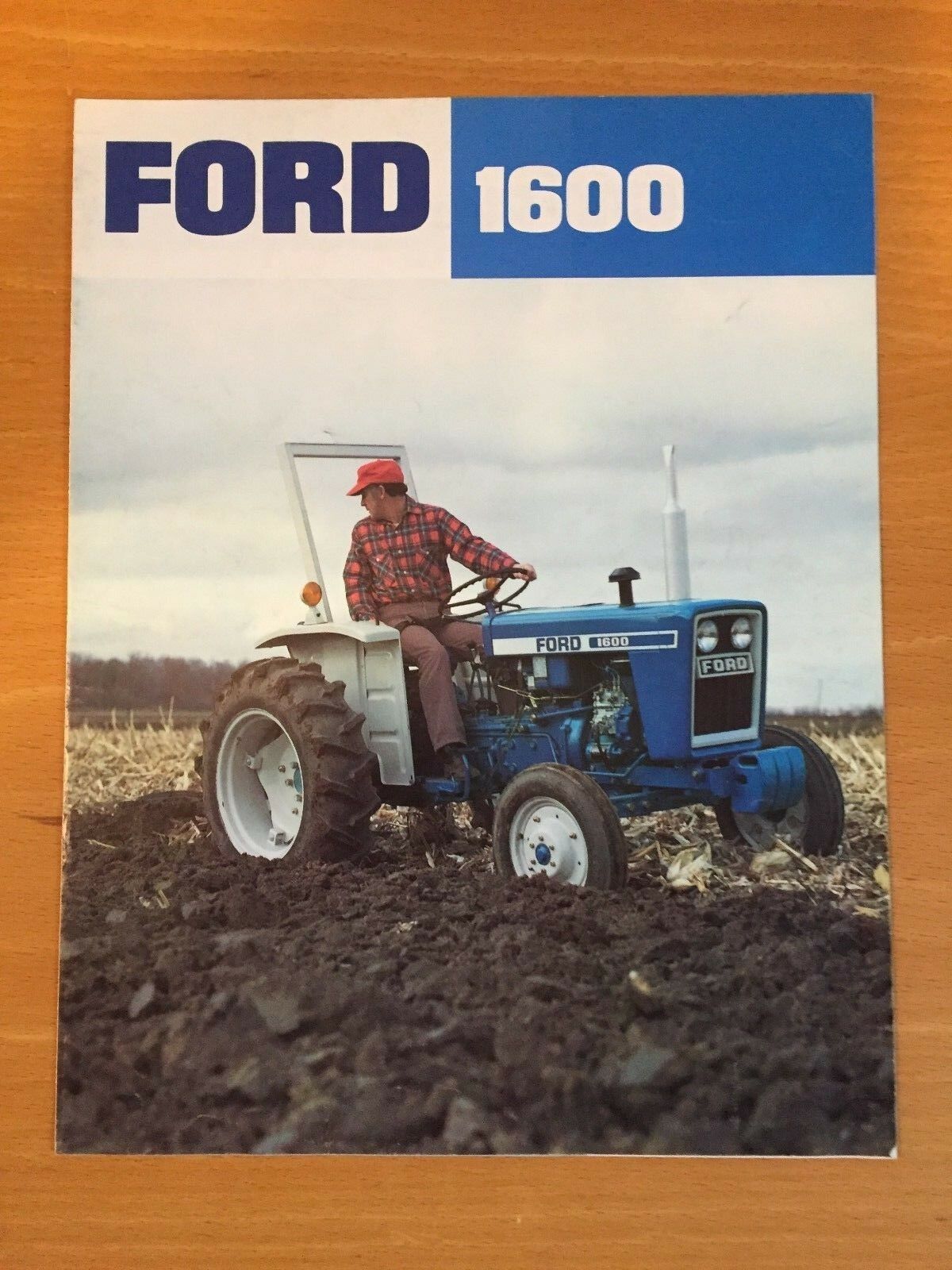Ford 1600 Compact Tractor Color Brochure 8 Pg. Original Vintage '76